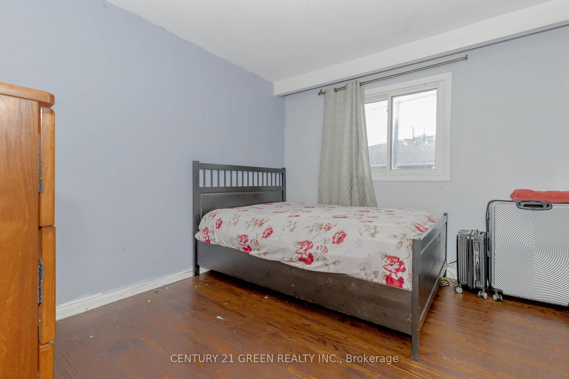 Photo 11 of 74 Linkdale Road, Brampton, Brampton North — HOMEH