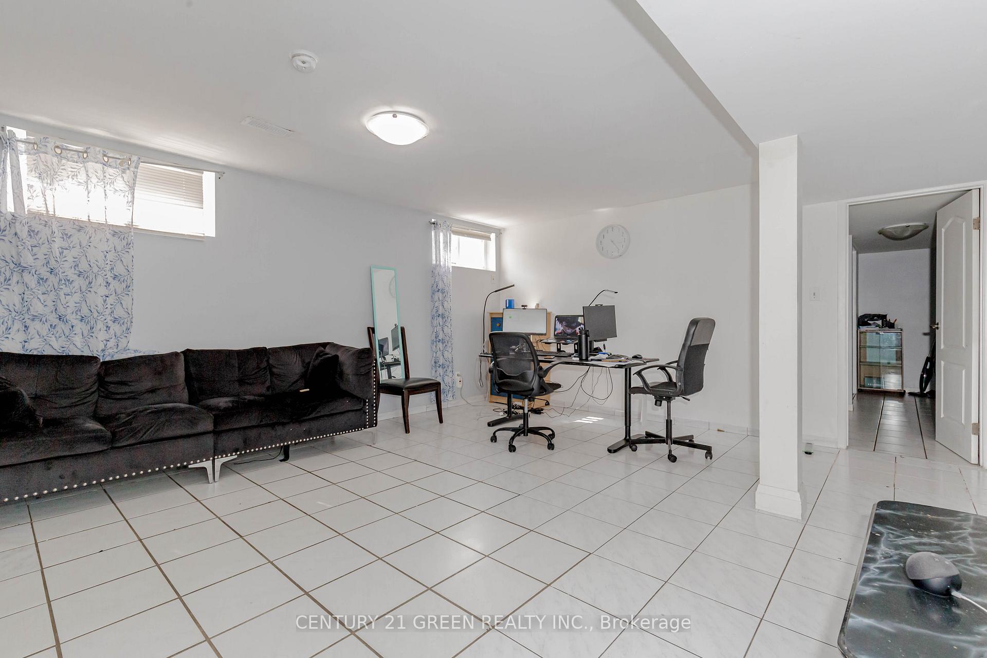 Photo 19 of 74 Linkdale Road, Brampton, Brampton North — HOMEH