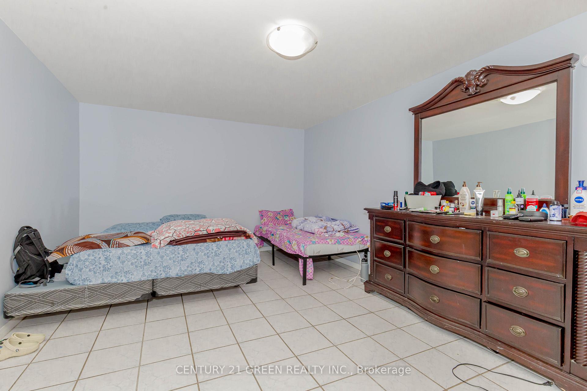 Photo 23 of 74 Linkdale Road, Brampton, Brampton North — HOMEH