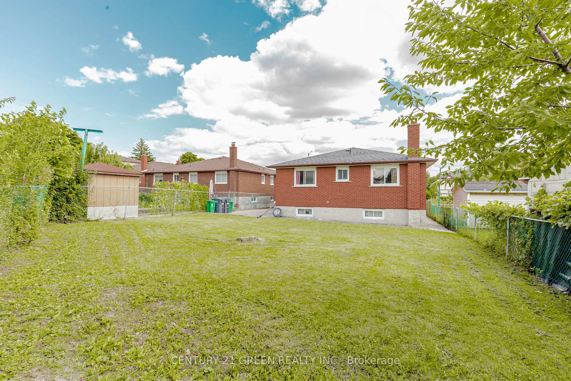 Photo 28 of 74 Linkdale Road, Brampton, Brampton North — HOMEH