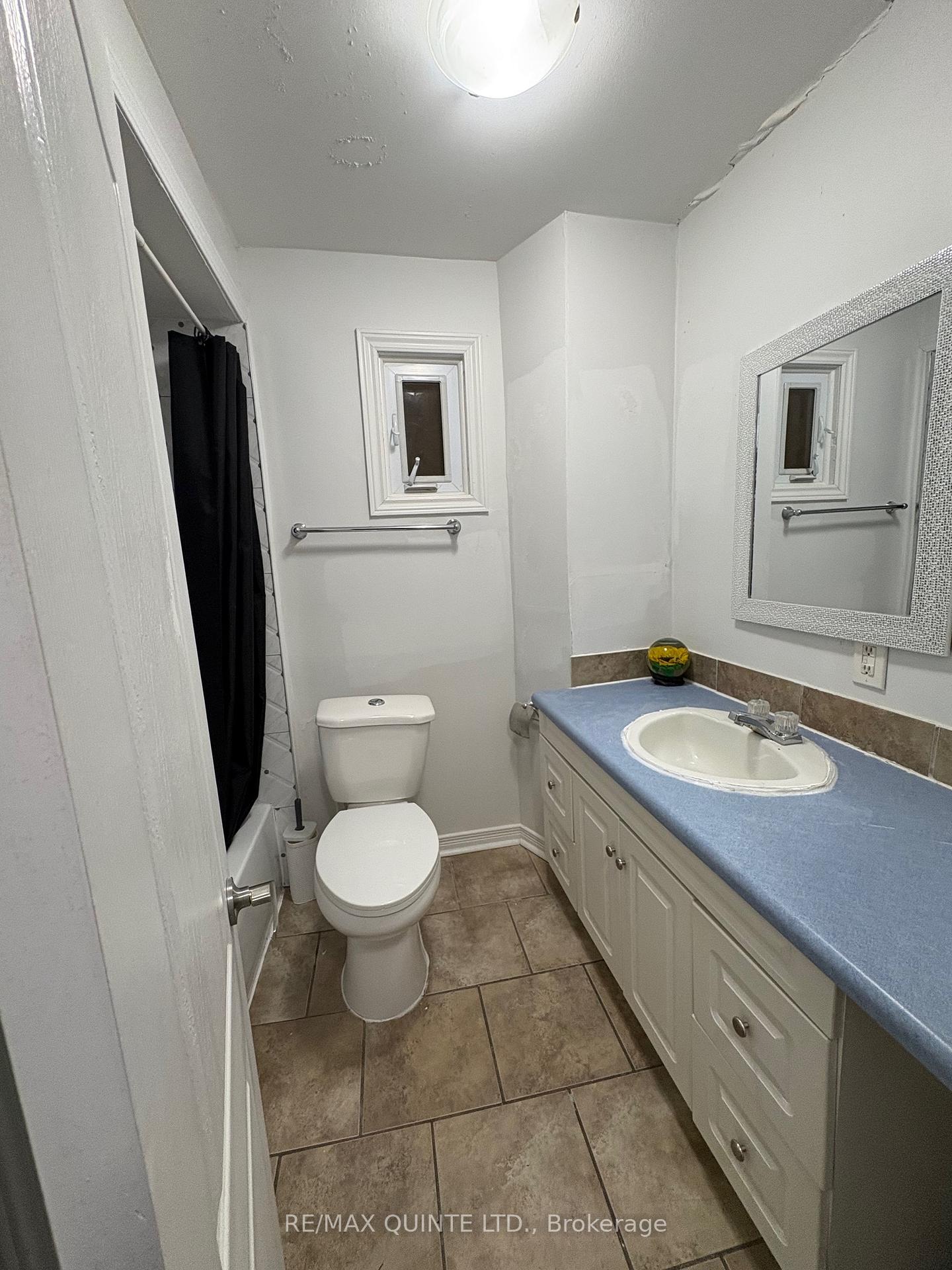Photo 13 of Unit 1, 284 Front Street, Quinte West, Trenton Ward — HOMEH