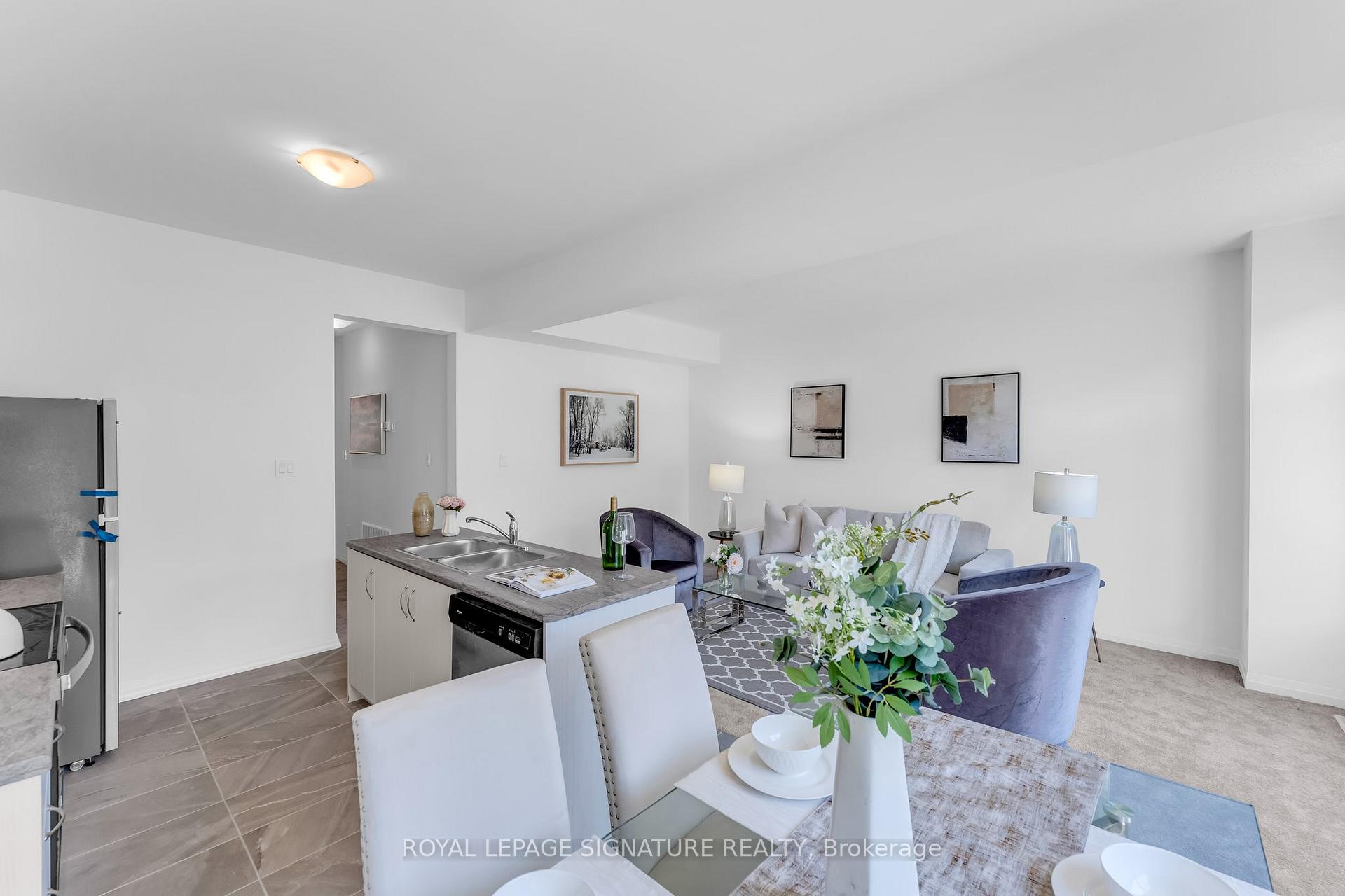 Photo 17 of 7453 Baycrest Common, Niagara Falls, Oldfield — HOMEH