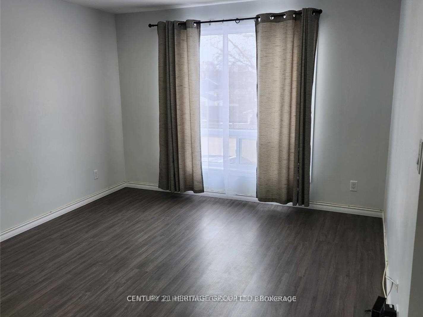 Photo 4 of Unit B, 290 George Street, Midland — HOMEH
