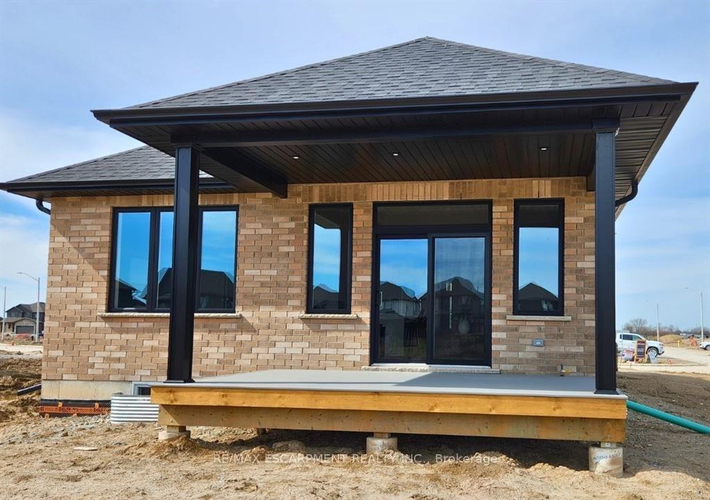 Photo 10 of 62 Pike Creek Drive, Haldimand — HOMEH