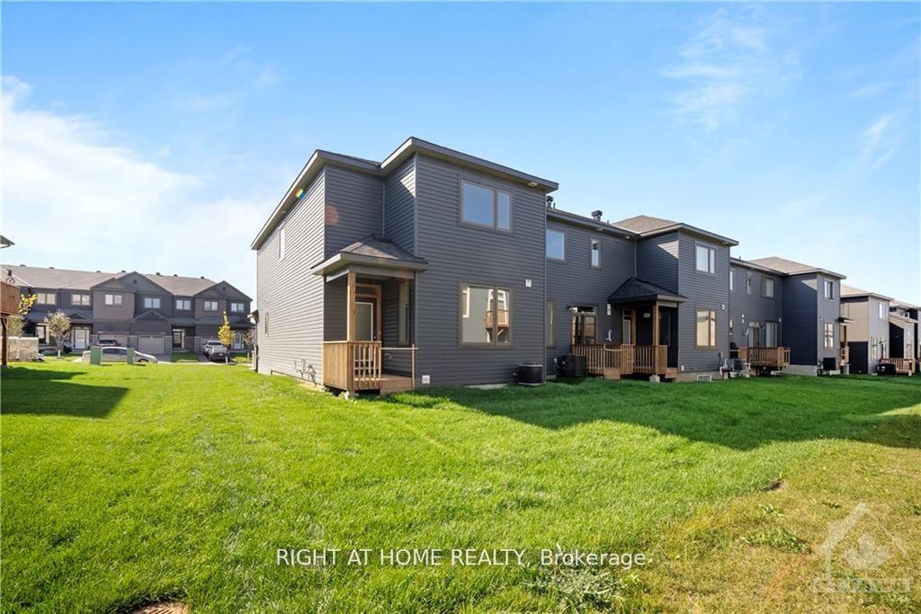 Photo 4 of 1010 Kijik Crescent, Ottawa, Blossom Park/Kemp Park/Findlay Creek — HOMEH