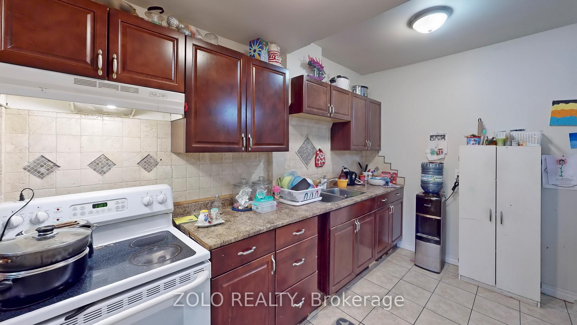 Photo 4 of 147 Cathcart Street, Hamilton, Beasley — HOMEH