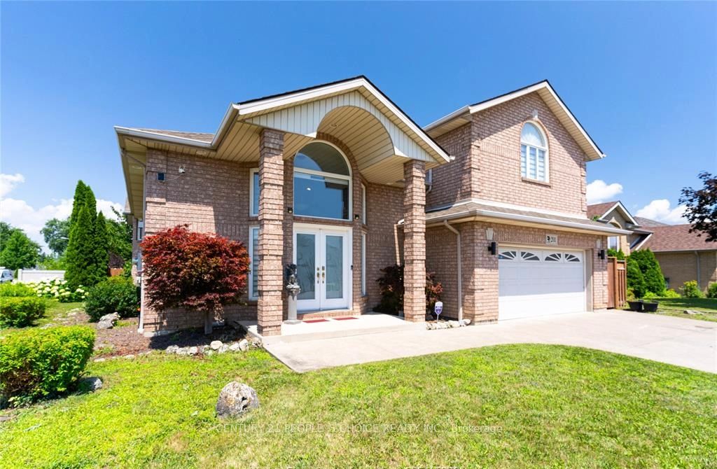 Photo 2 of 201 Gignac Crescent, LaSalle — HOMEH