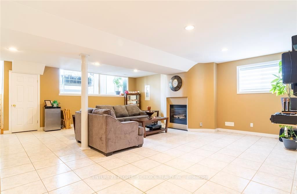 Photo 28 of 201 Gignac Crescent, LaSalle — HOMEH