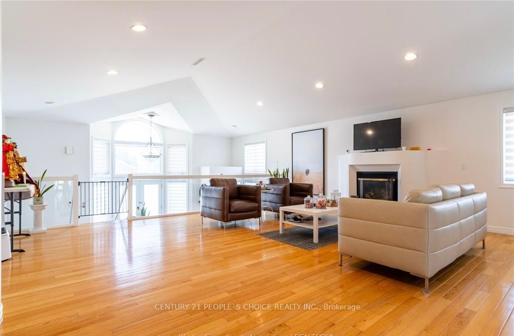 Photo 12 of 201 Gignac Crescent, LaSalle — HOMEH