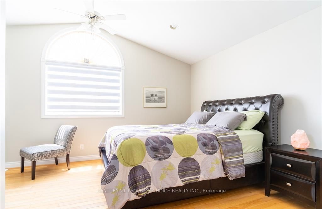 Photo 21 of 201 Gignac Crescent, LaSalle — HOMEH