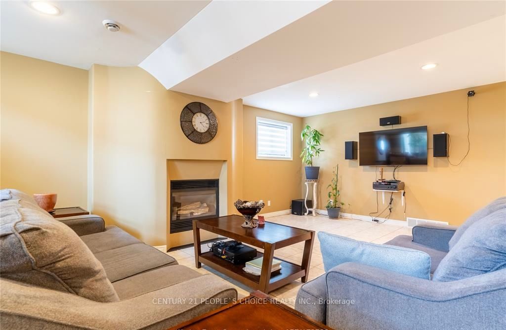 Photo 27 of 201 Gignac Crescent, LaSalle — HOMEH