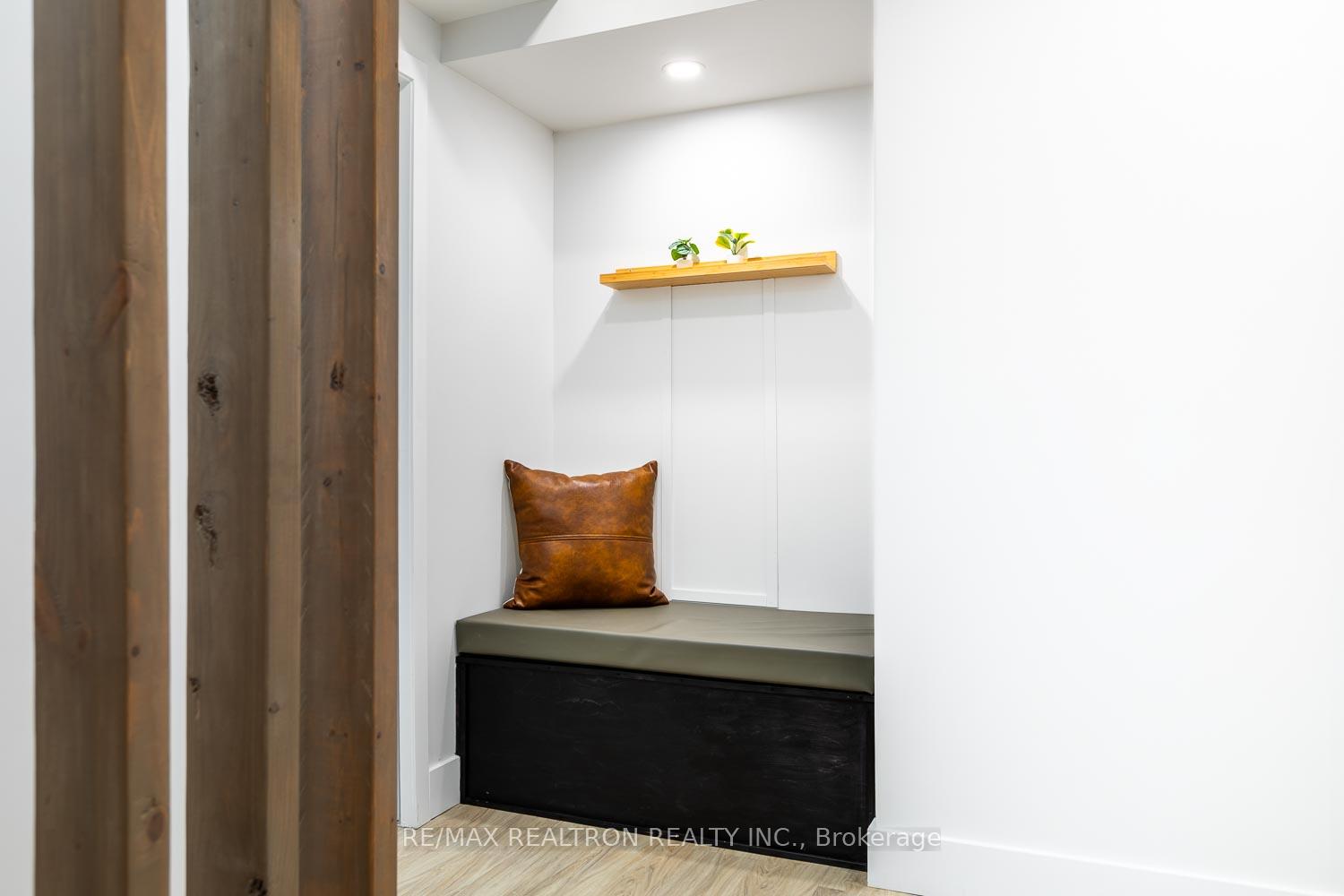 Photo 18 of 2 Grosvenor Drive, Tiny, Rural Tiny — HOMEH