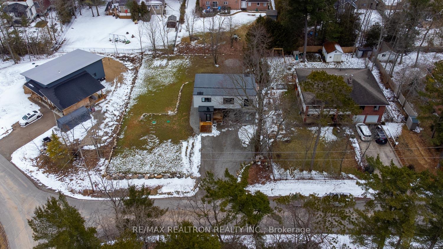 Photo 39 of 2 Grosvenor Drive, Tiny, Rural Tiny — HOMEH