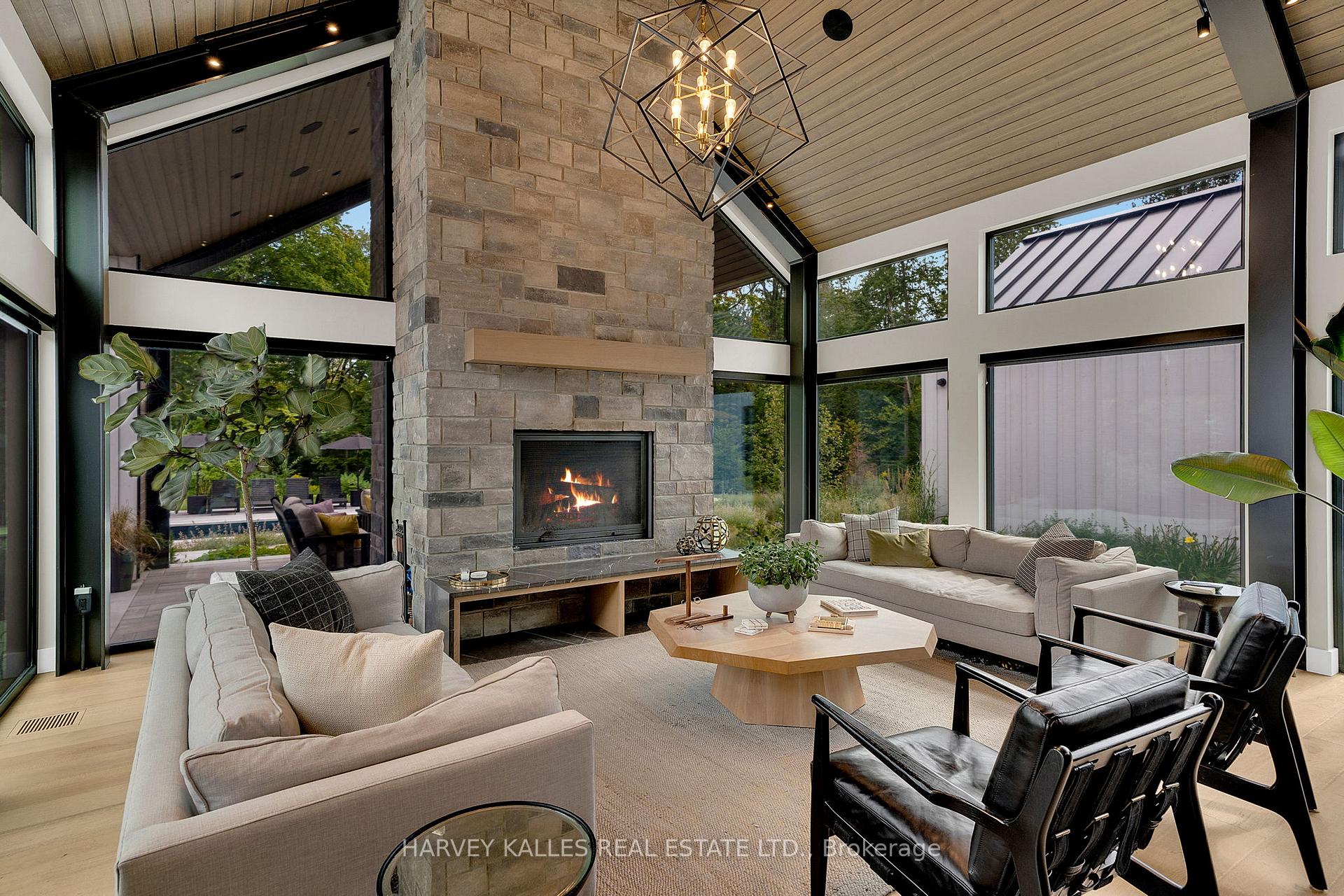 Photo 12 of 21 Windfield Drive W, Oro-Medonte, Rural Oro-Medonte — HOMEH