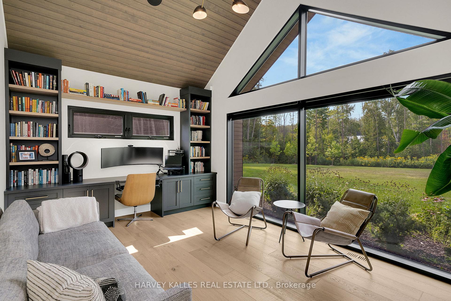Photo 18 of 21 Windfield Drive W, Oro-Medonte, Rural Oro-Medonte — HOMEH