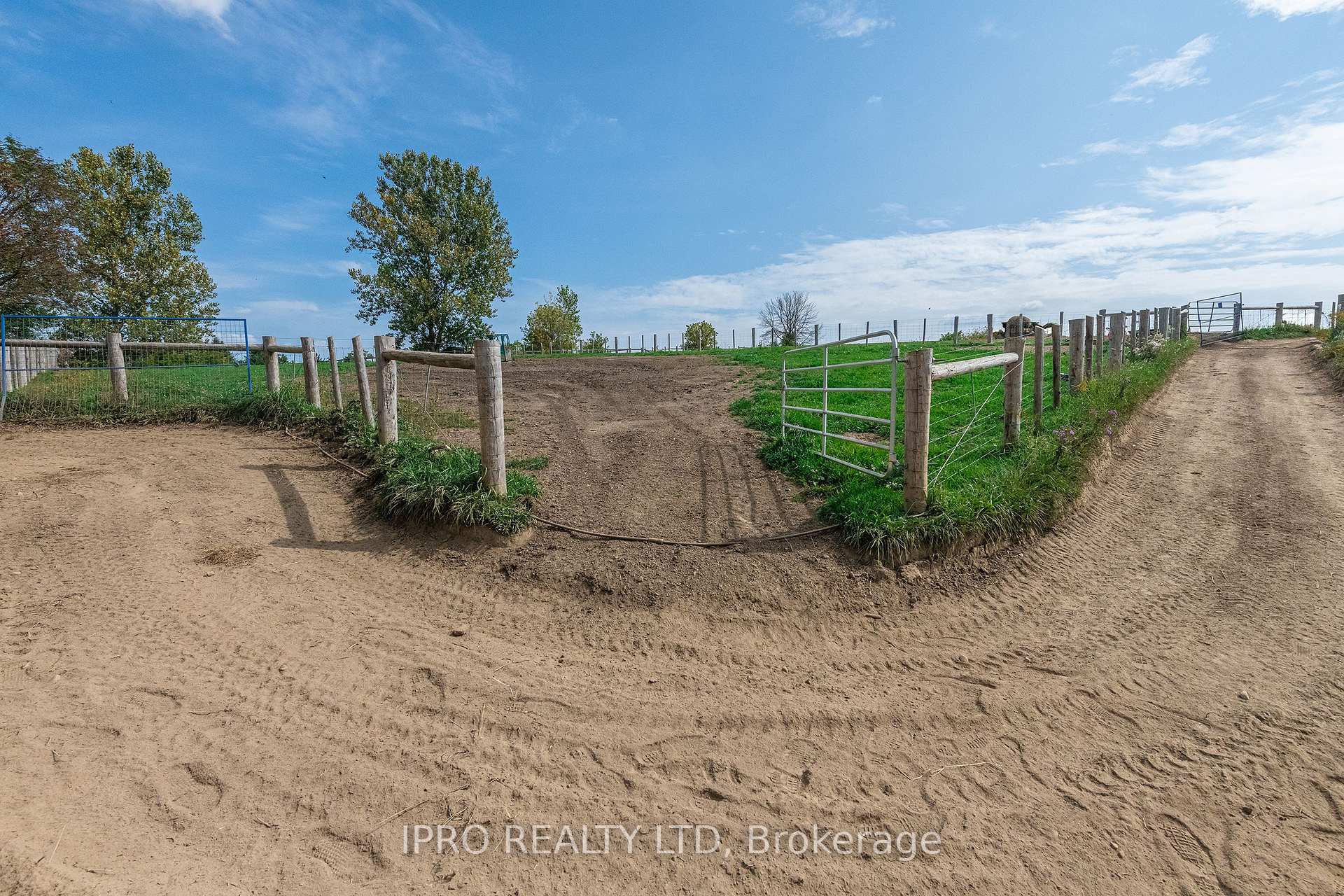 Photo 38 of 6845 19th Side Road, King, Rural King — HOMEH