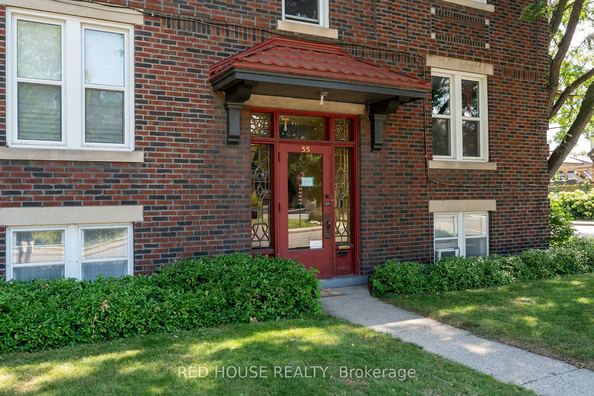 Photo 2 of Unit Unit 6, 55 Balsam Avenue S, Hamilton, Stipley — HOMEH