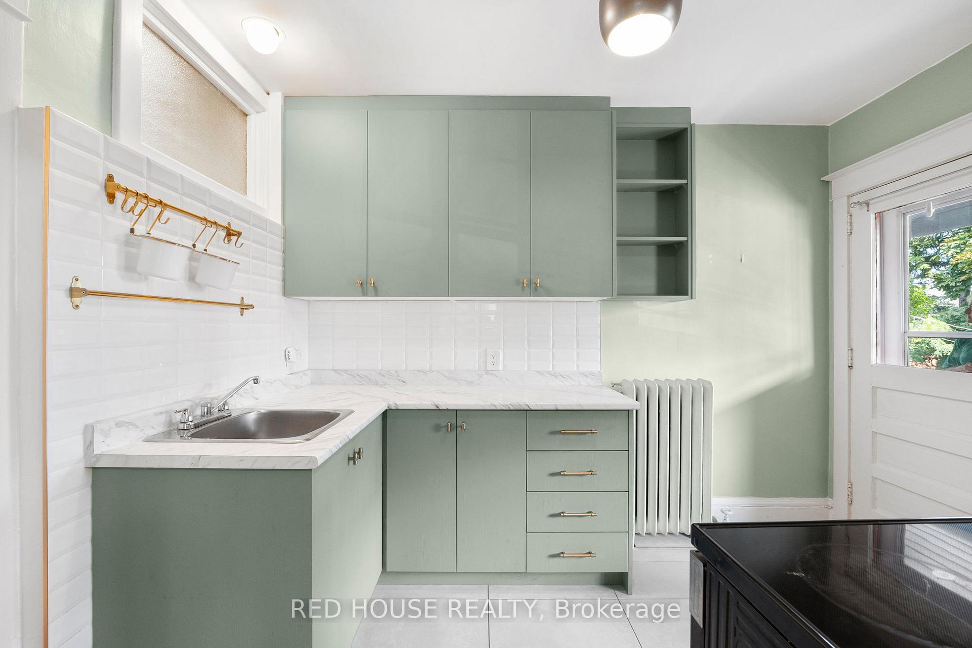 Photo 6 of Unit Unit 6, 55 Balsam Avenue S, Hamilton, Stipley — HOMEH