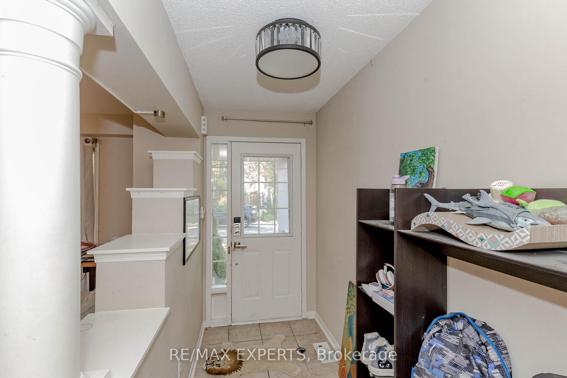 Photo 4 of 213 Equator Crescent, Vaughan, Vellore Village — HOMEH