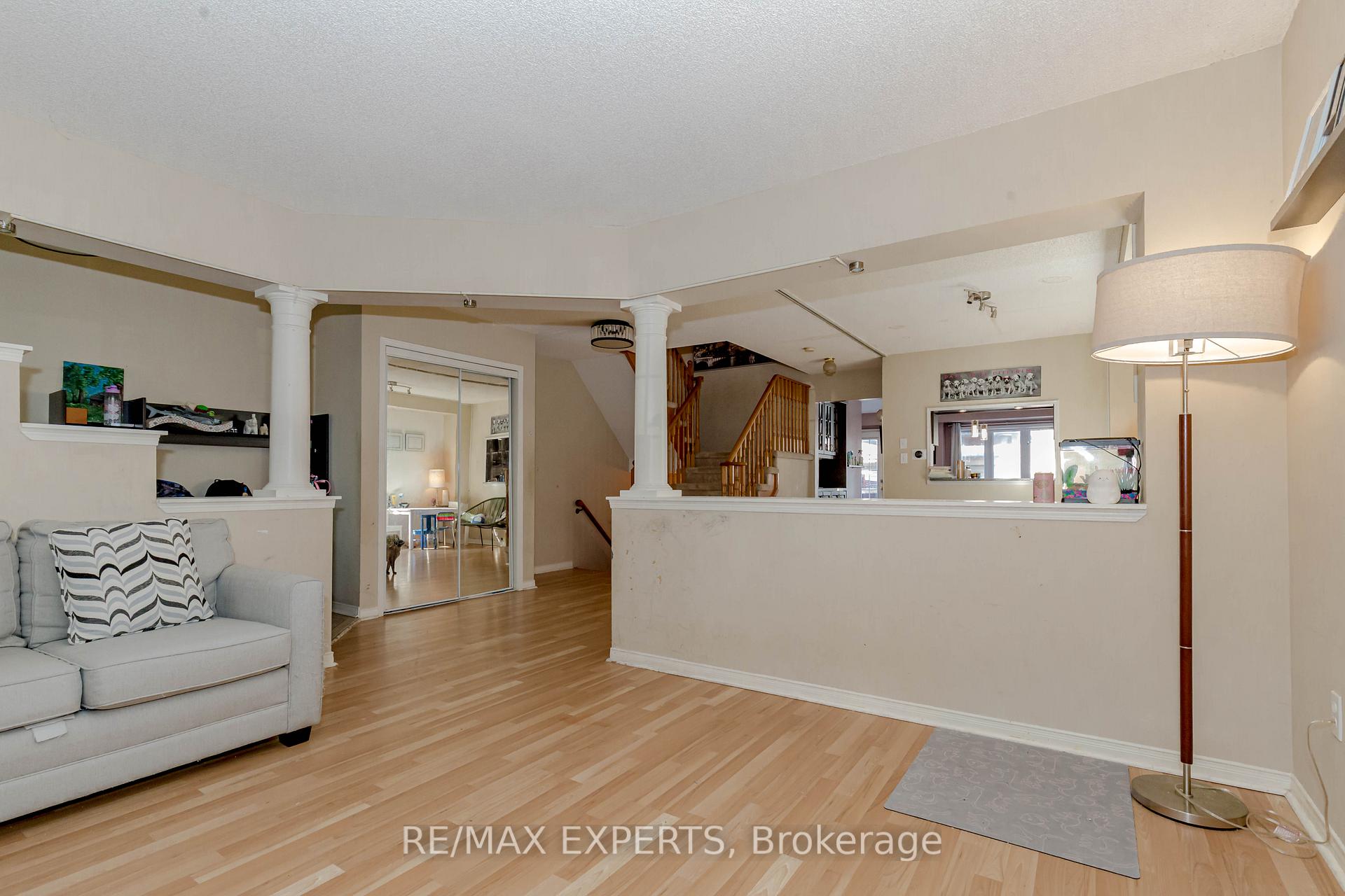 Photo 6 of 213 Equator Crescent, Vaughan, Vellore Village — HOMEH