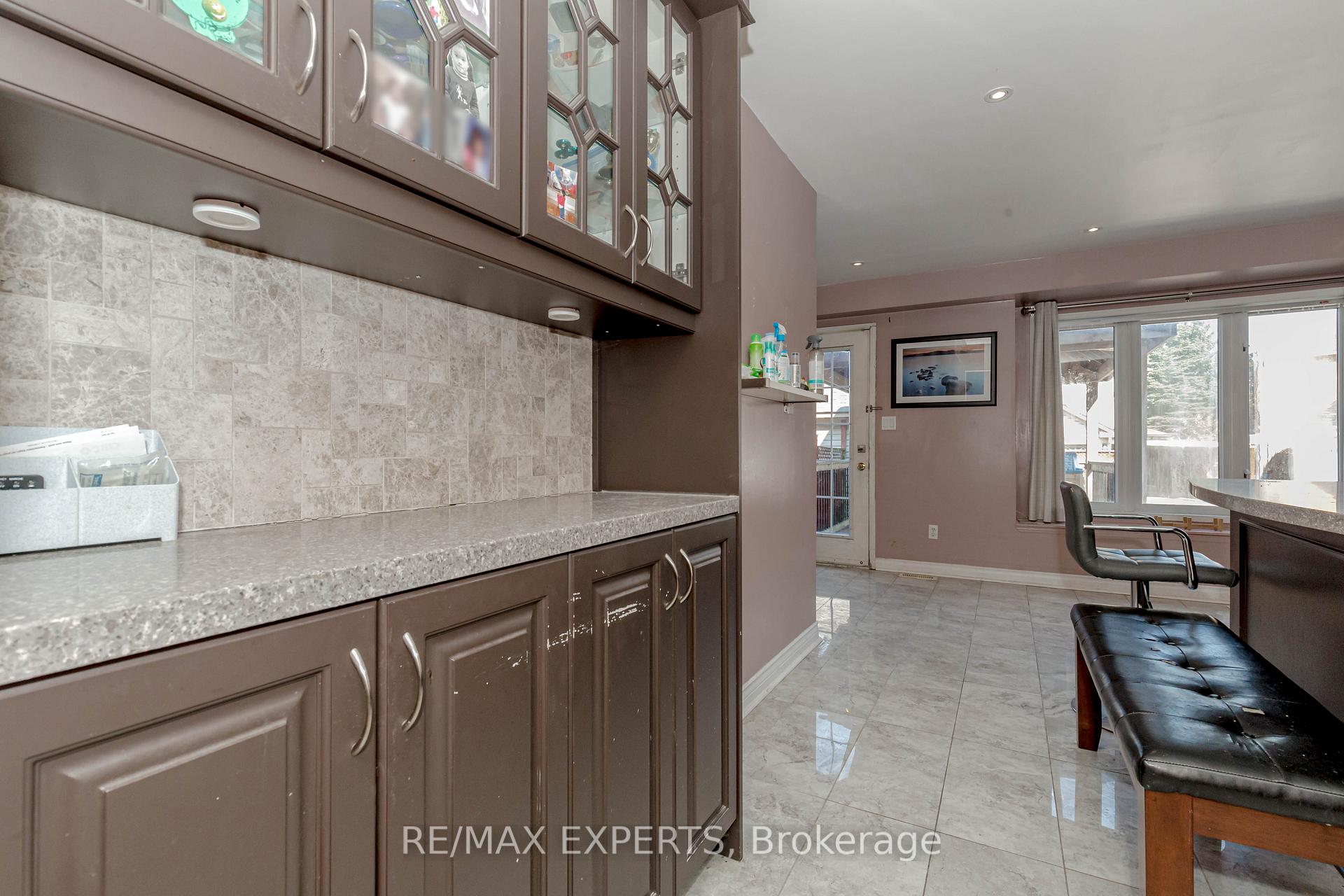 Photo 10 of 213 Equator Crescent, Vaughan, Vellore Village — HOMEH