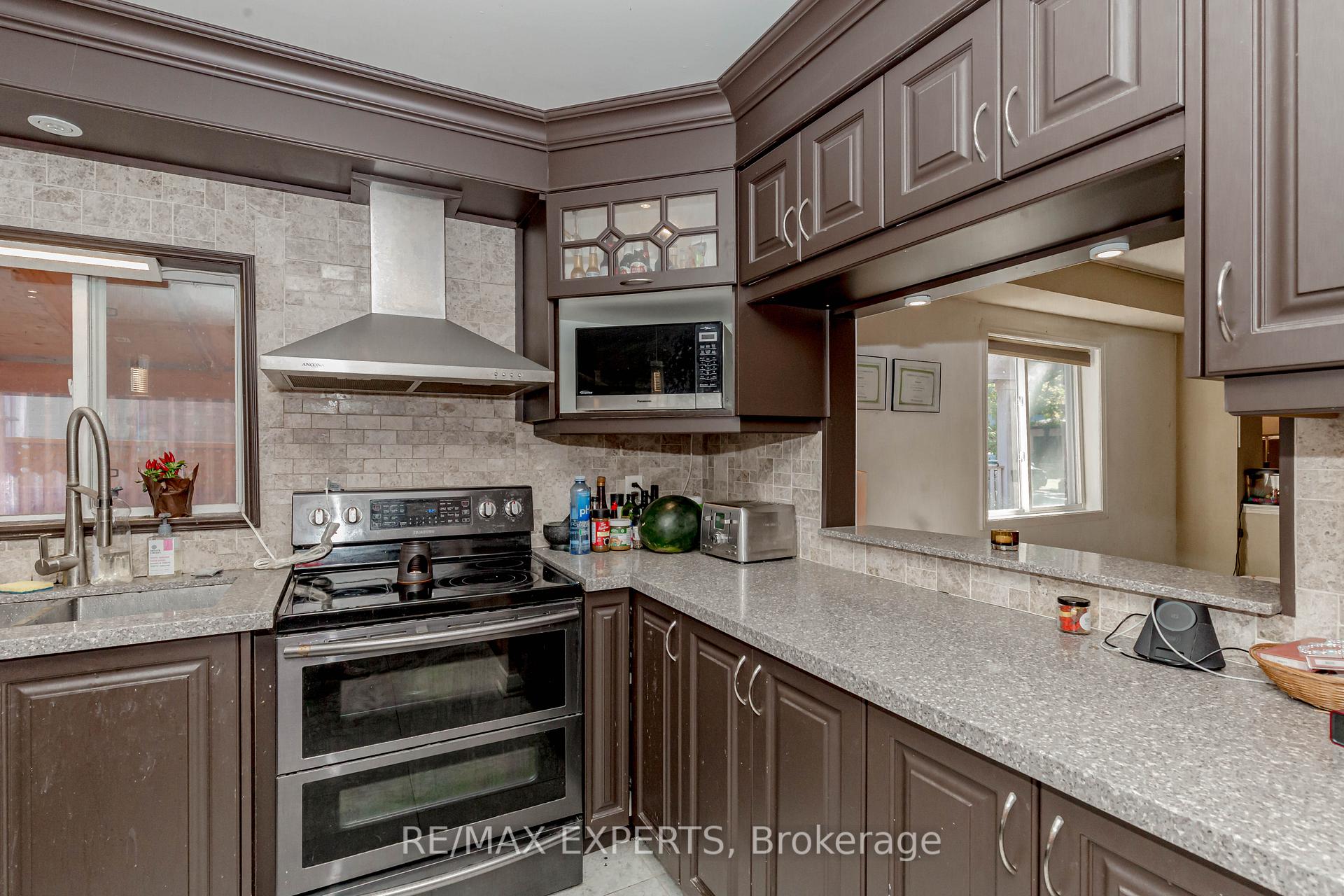 Photo 13 of 213 Equator Crescent, Vaughan, Vellore Village — HOMEH