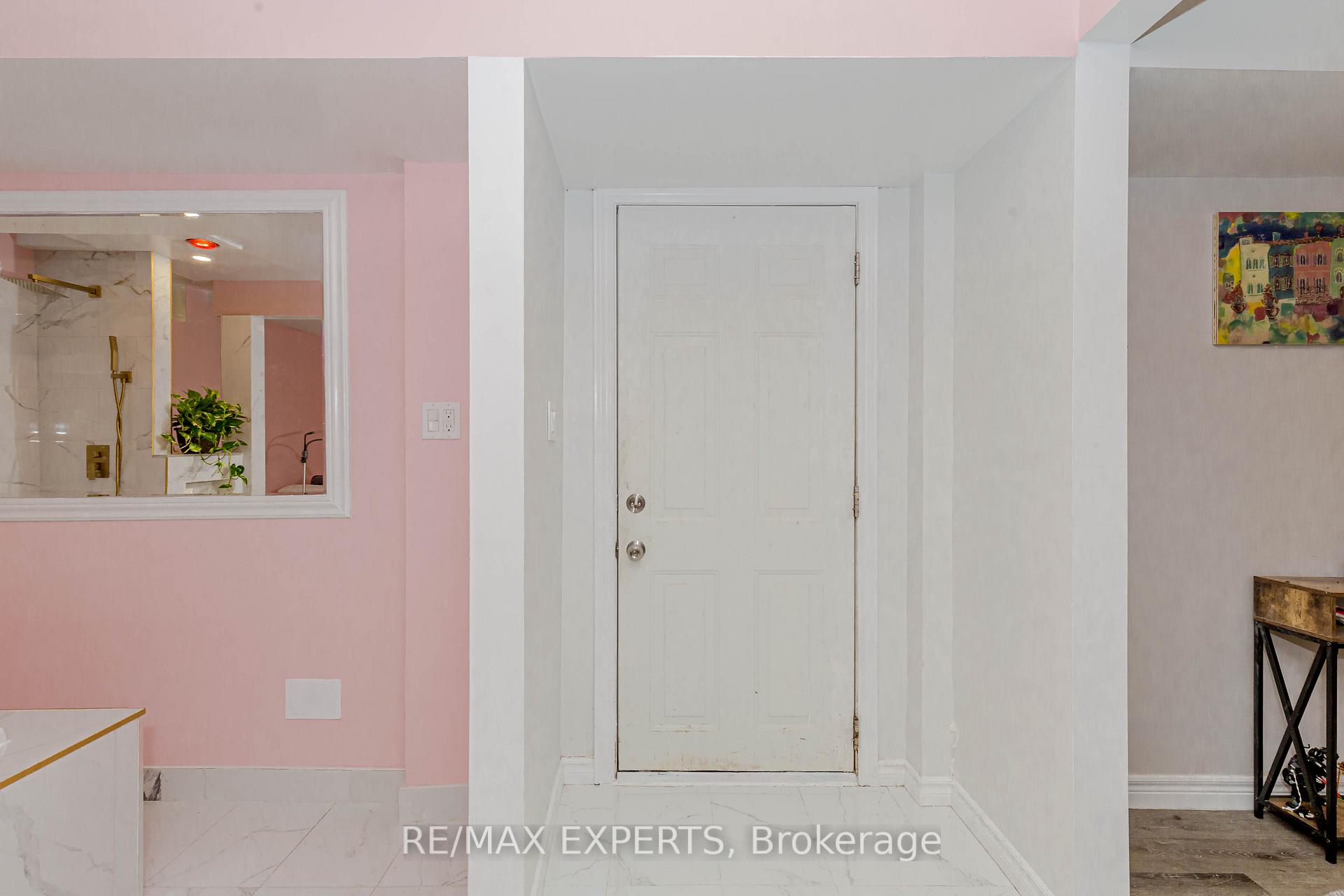 Photo 28 of 213 Equator Crescent, Vaughan, Vellore Village — HOMEH