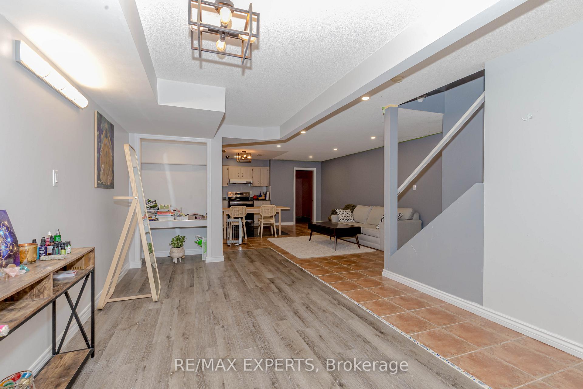 Photo 29 of 213 Equator Crescent, Vaughan, Vellore Village — HOMEH