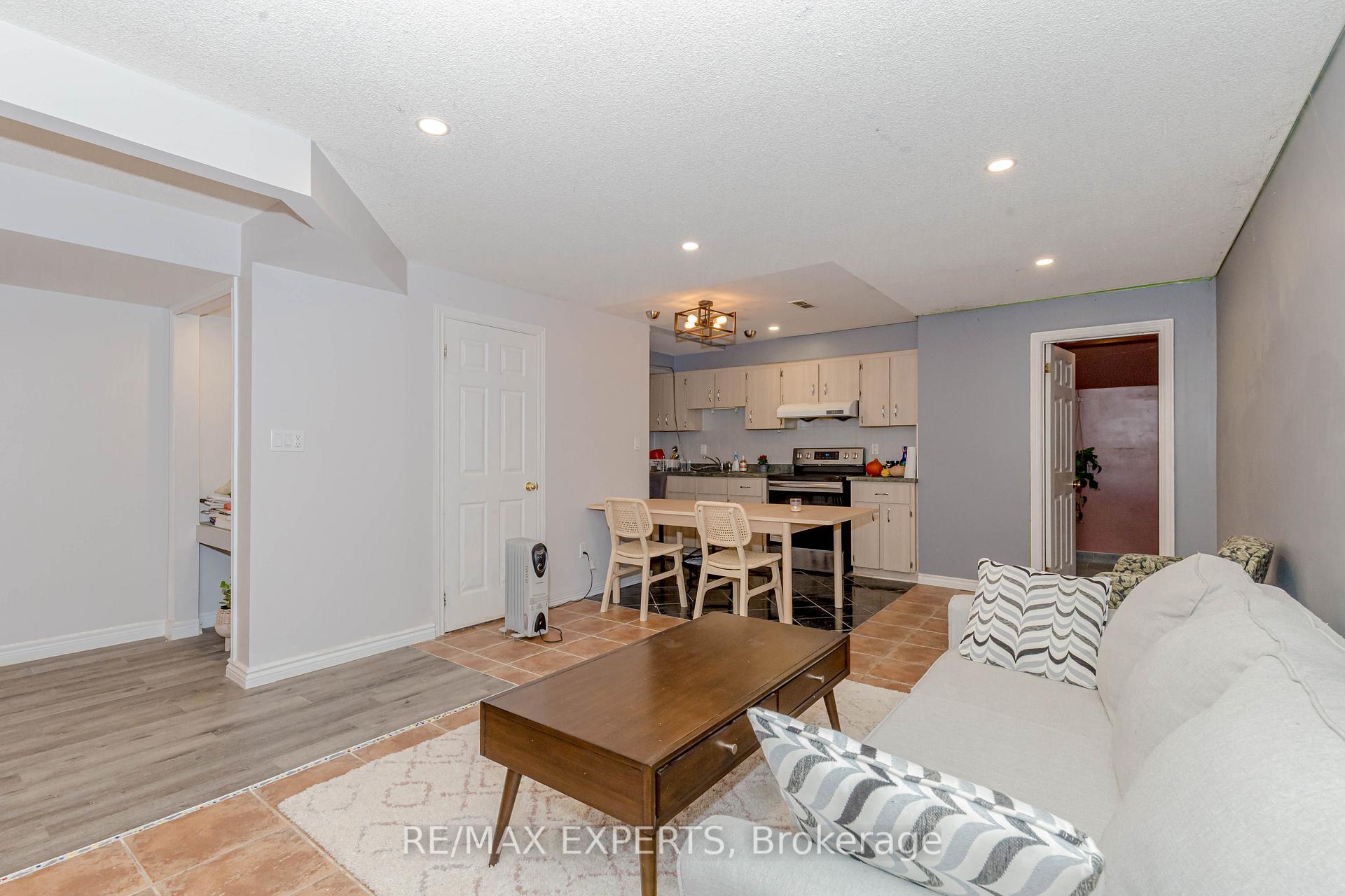 Photo 30 of 213 Equator Crescent, Vaughan, Vellore Village — HOMEH