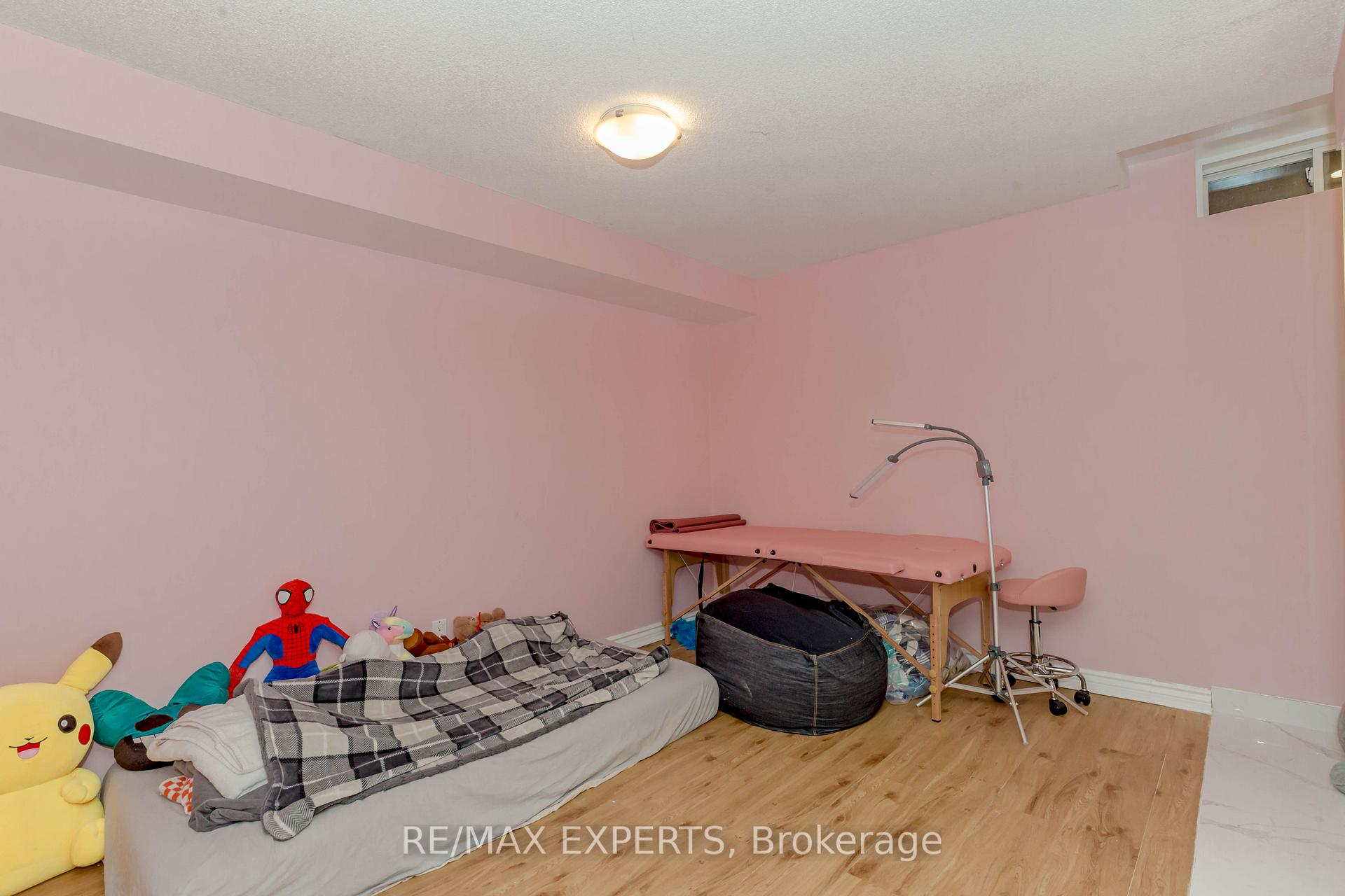 Photo 36 of 213 Equator Crescent, Vaughan, Vellore Village — HOMEH