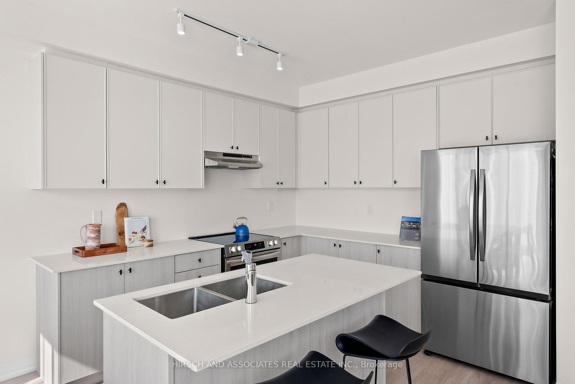 Photo 10 of 45 Klein Way, Whitby, Taunton North — HOMEH