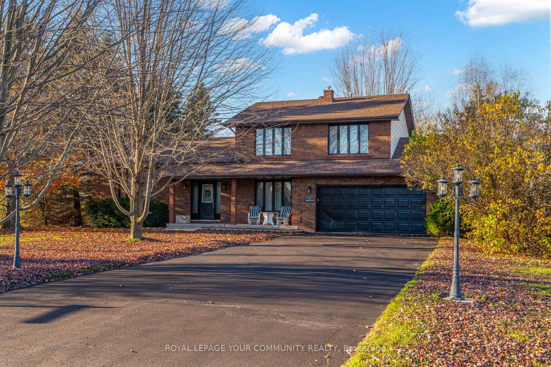 Photo 1 of 835 Memorial Avenue, Orillia — HOMEH