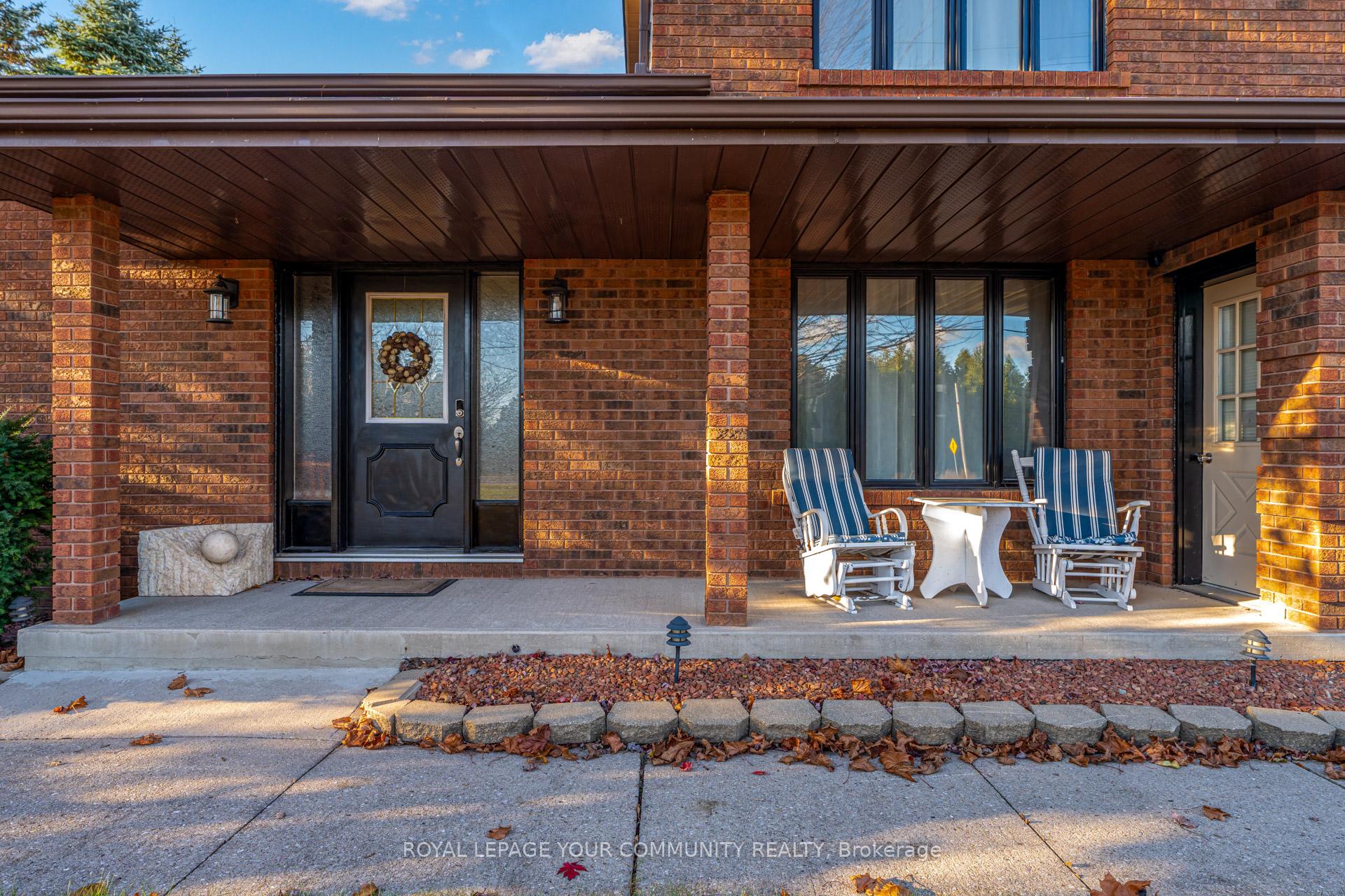 Photo 5 of 835 Memorial Avenue, Orillia — HOMEH