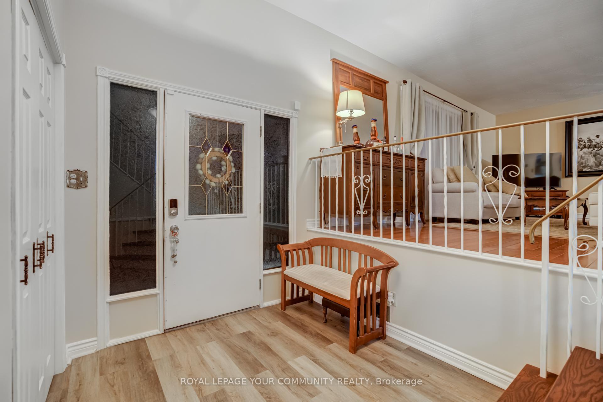 Photo 13 of 835 Memorial Avenue, Orillia — HOMEH