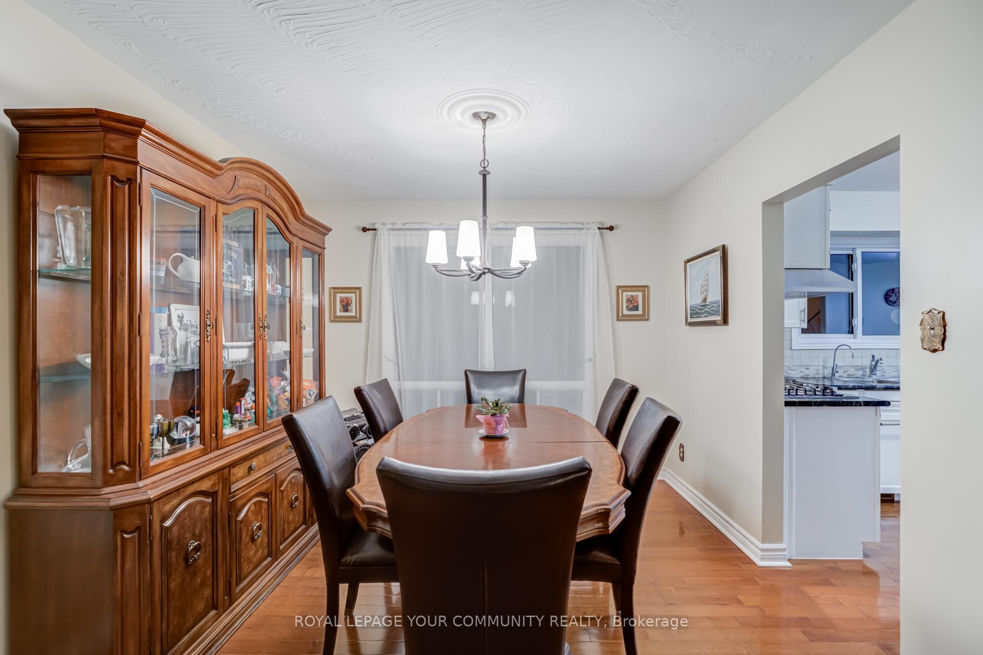 Photo 18 of 835 Memorial Avenue, Orillia — HOMEH