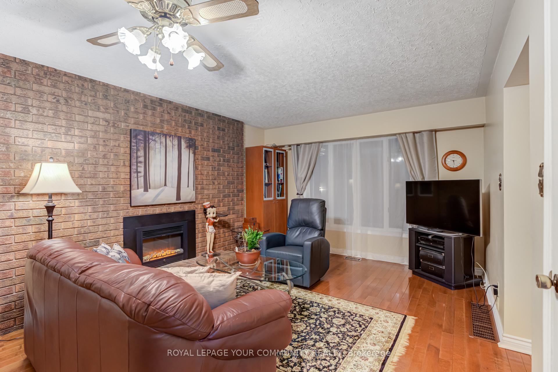 Photo 22 of 835 Memorial Avenue, Orillia — HOMEH