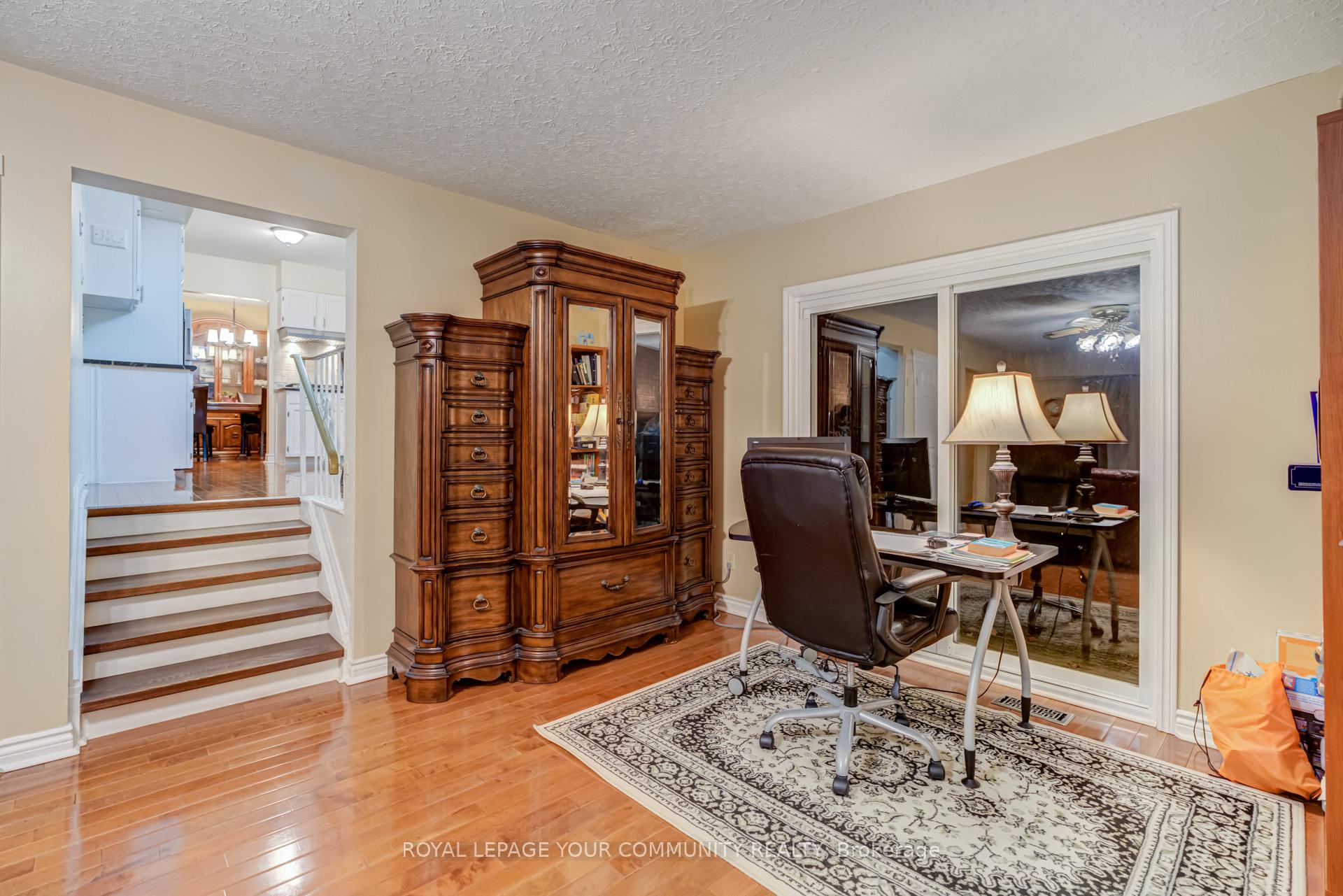 Photo 23 of 835 Memorial Avenue, Orillia — HOMEH