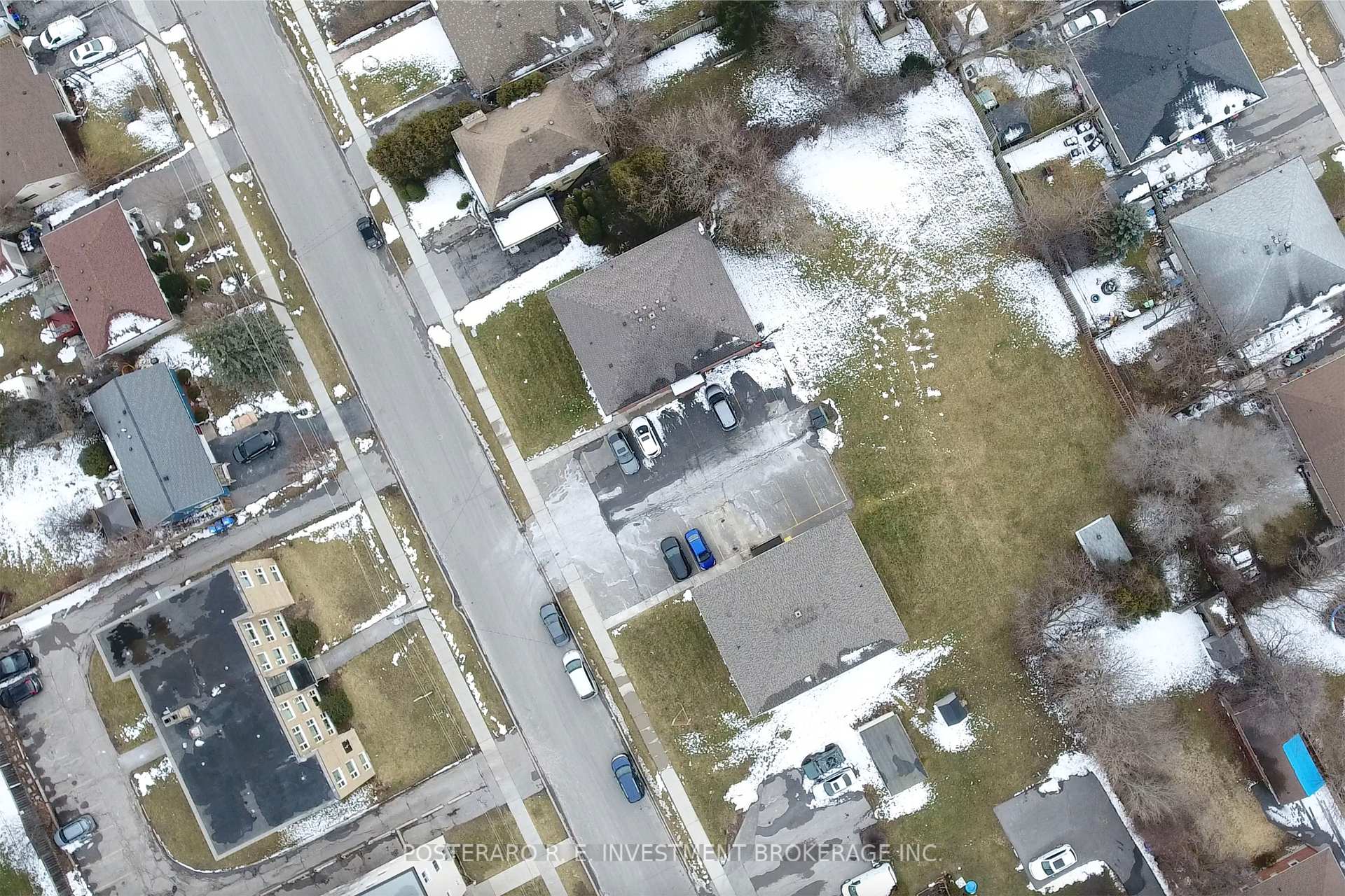 Photo 4 of 108/110 Craydon Road, Whitby, Downtown Whitby — HOMEH