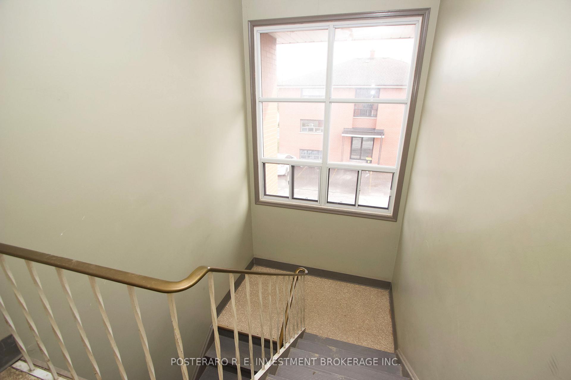 Photo 5 of 108/110 Craydon Road, Whitby, Downtown Whitby — HOMEH