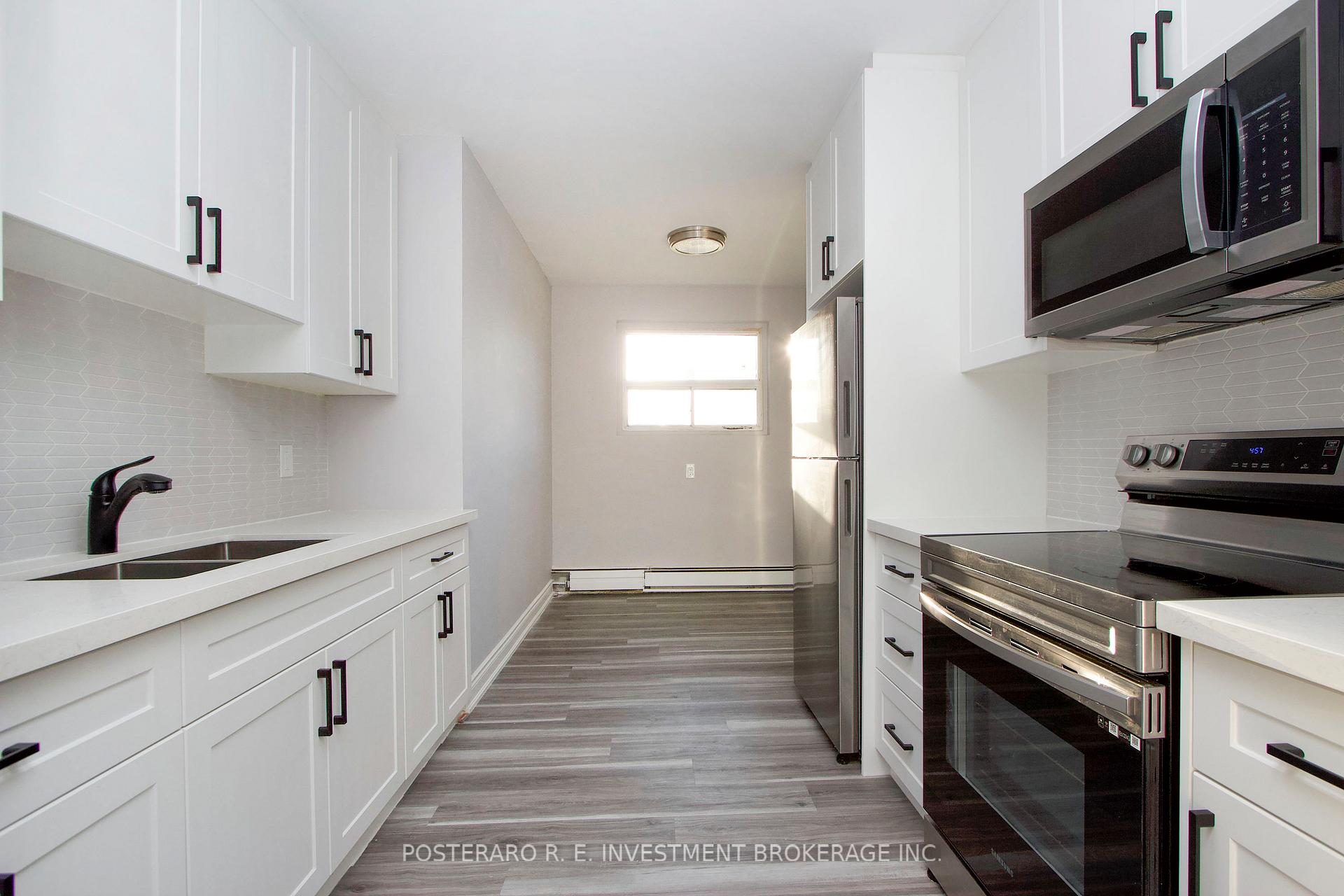Photo 6 of 108/110 Craydon Road, Whitby, Downtown Whitby — HOMEH