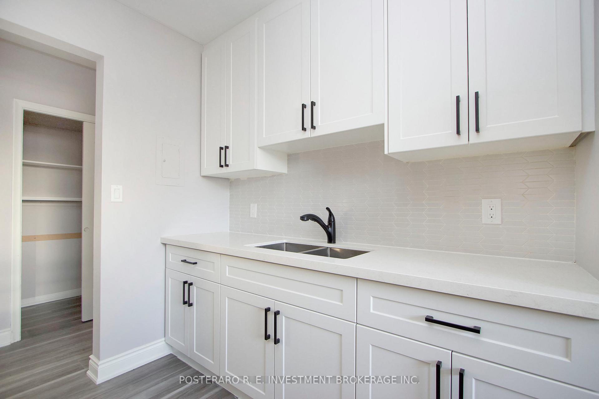 Photo 10 of 108/110 Craydon Road, Whitby, Downtown Whitby — HOMEH