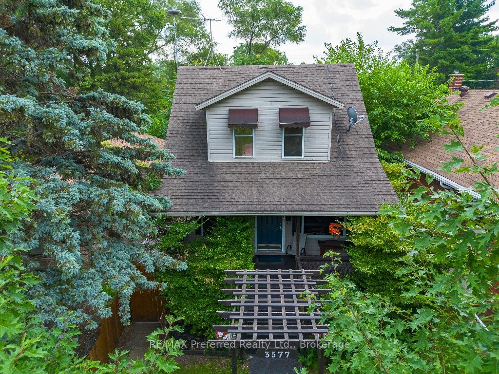 Photo 1 of 3577 King Street, Windsor — HOMEH