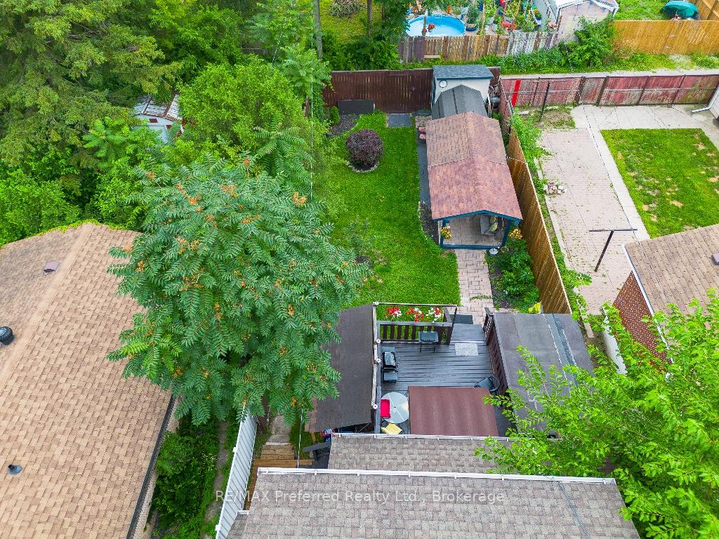 Photo 2 of 3577 King Street, Windsor — HOMEH