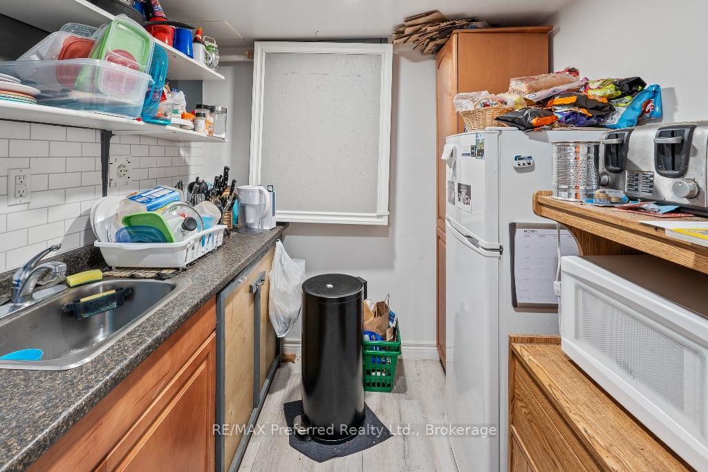 Photo 8 of 3577 King Street, Windsor — HOMEH