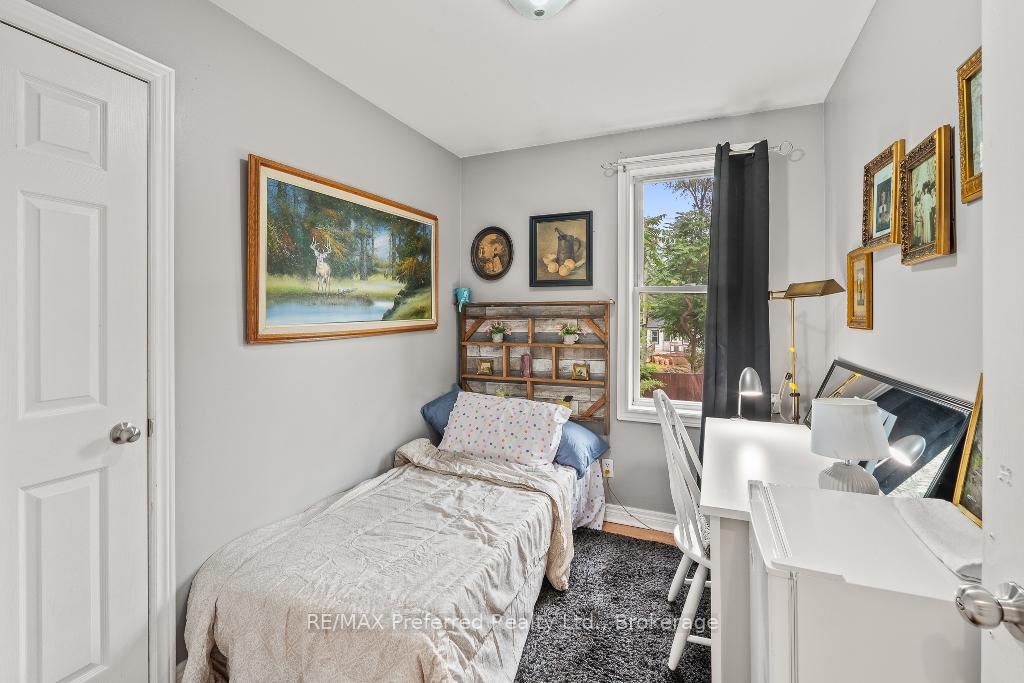 Photo 10 of 3577 King Street, Windsor — HOMEH