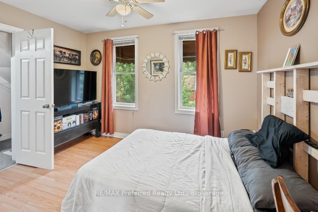 Photo 12 of 3577 King Street, Windsor — HOMEH