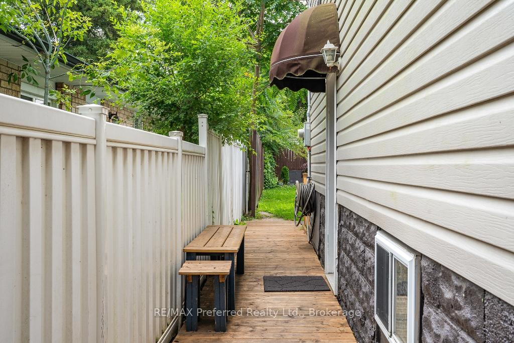 Photo 23 of 3577 King Street, Windsor — HOMEH