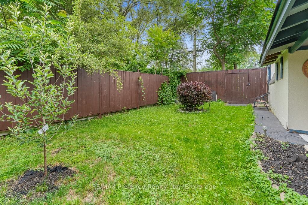 Photo 33 of 3577 King Street, Windsor — HOMEH