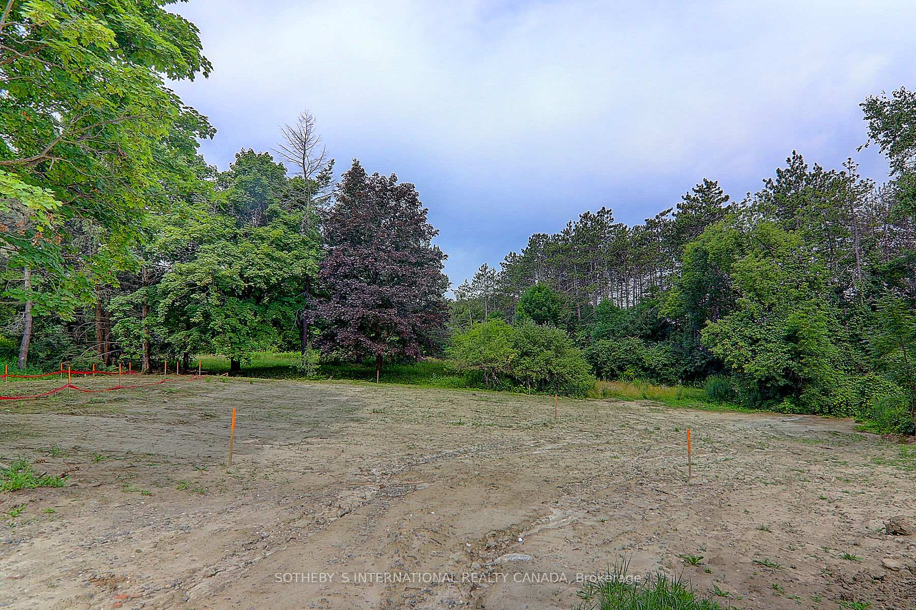 Photo 11 of 5 Steeplechase Avenue, Aurora, Aurora Estates — HOMEH