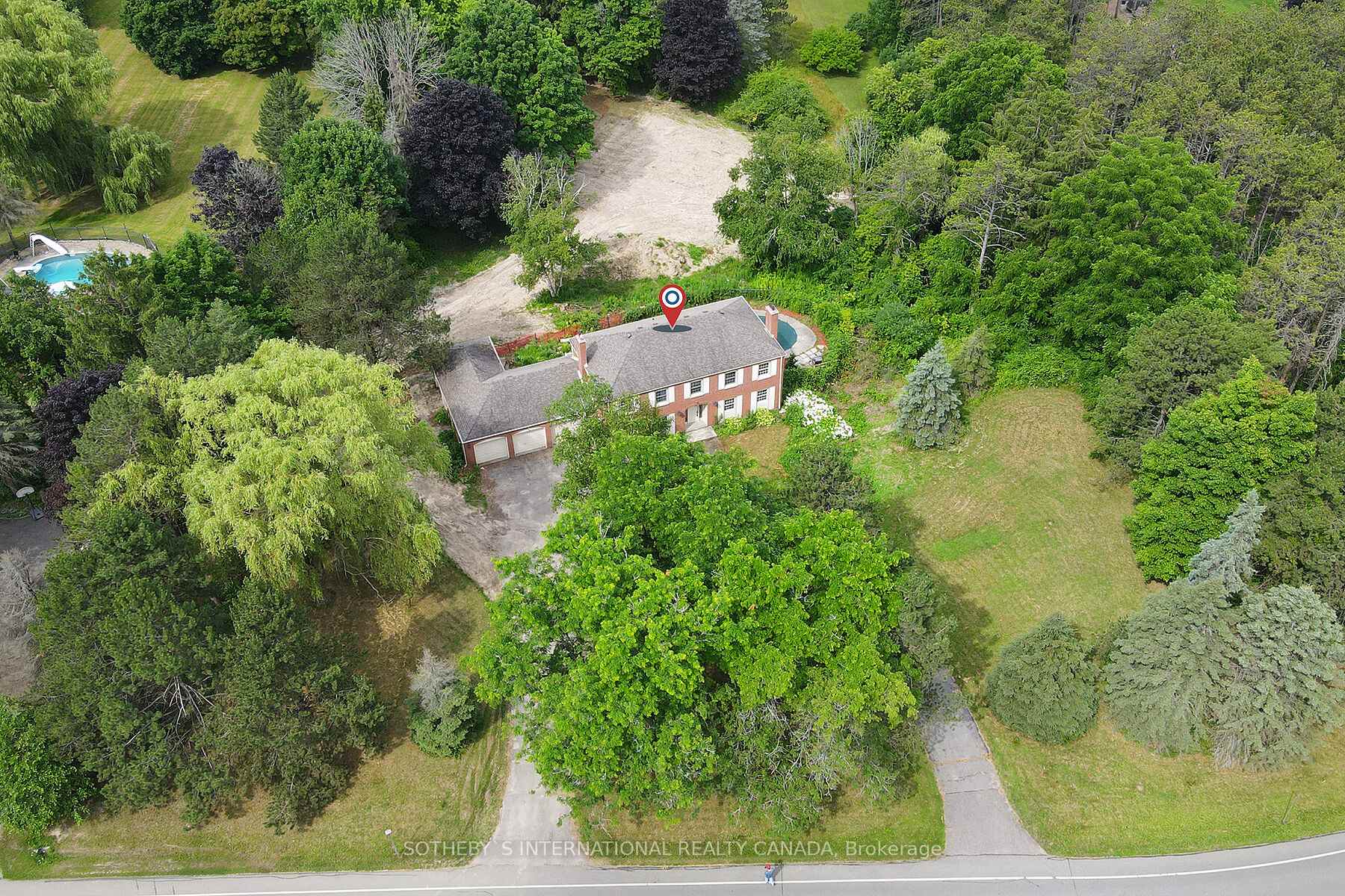 Photo 13 of 5 Steeplechase Avenue, Aurora, Aurora Estates — HOMEH
